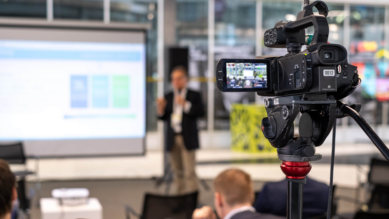 The Role of a Commercial Video Production Company in Corporate Communication